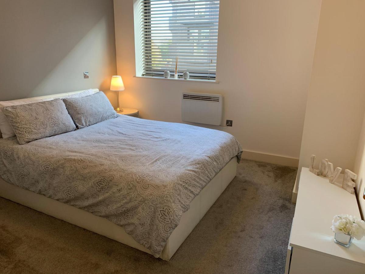 2 Bedroom Apartment - Close To Piccadilly Train Station / Edge Of The Northern Quarter Manchester Exterior photo